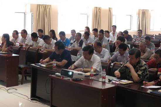 加強(qiáng)業(yè)務(wù)培訓(xùn)，提升工作能力